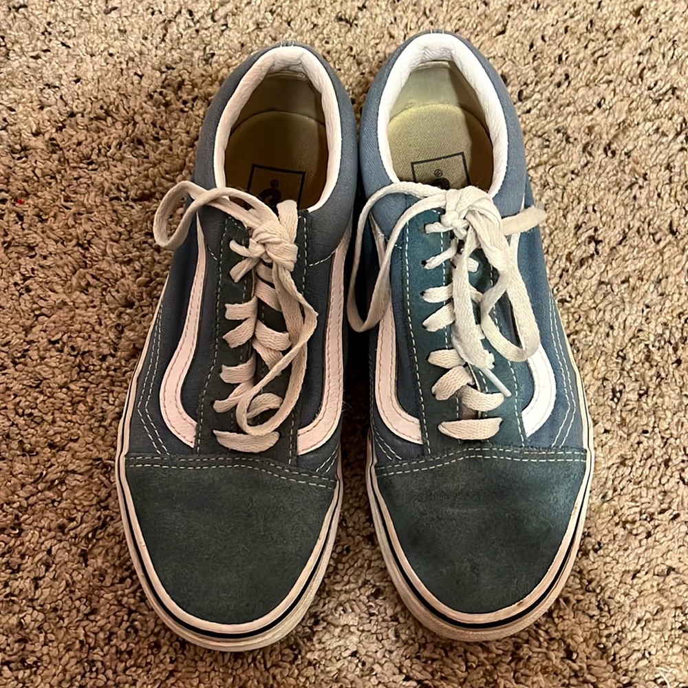 Vans - Picture 4 of 4